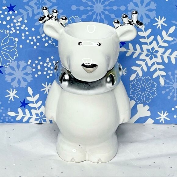 Bath & Bodywork’s Slatkin & Co. Jingles Reindeer Oil Warmer - Picture 1 of 5